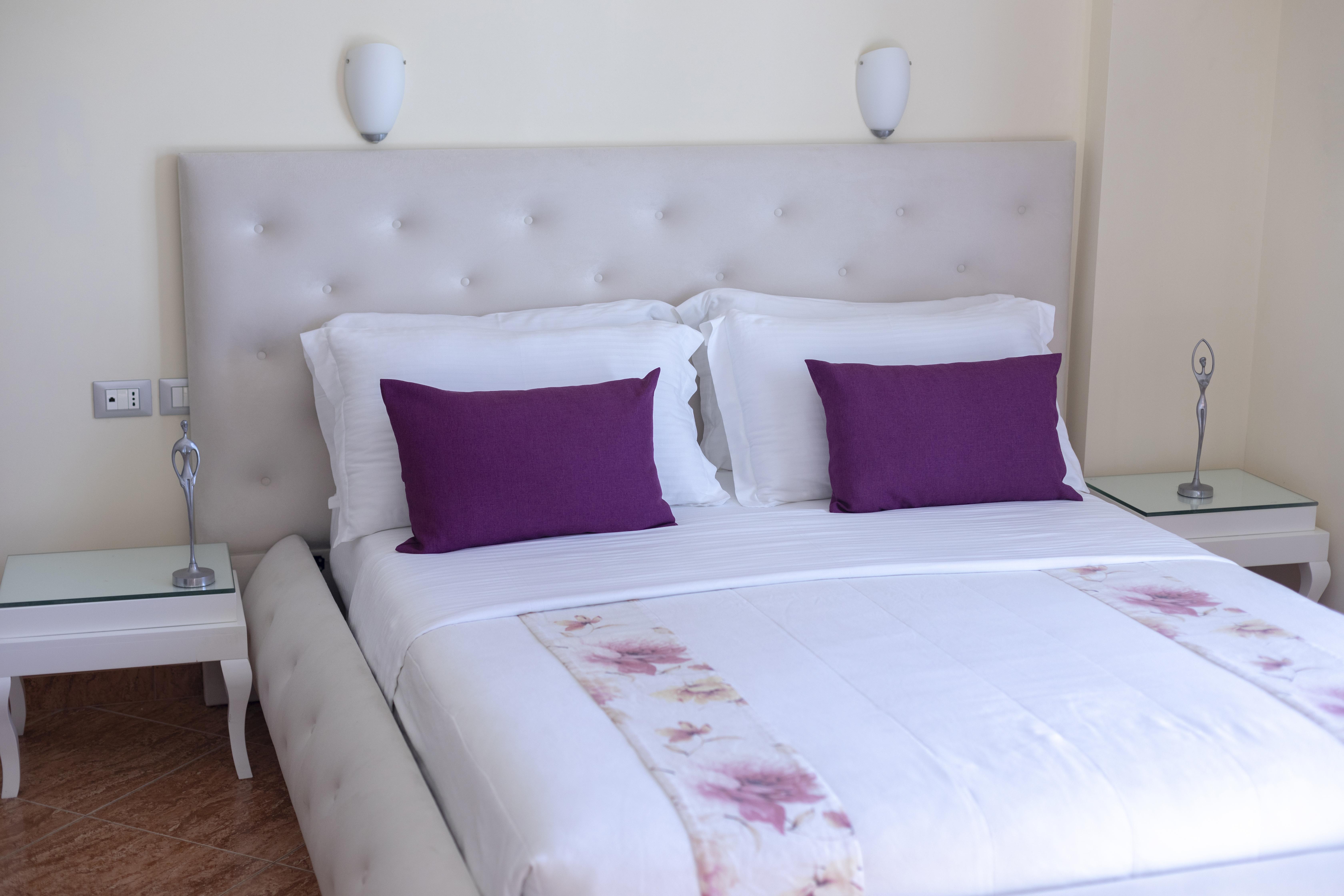 Hotel Oasis Sarandë 外观 照片