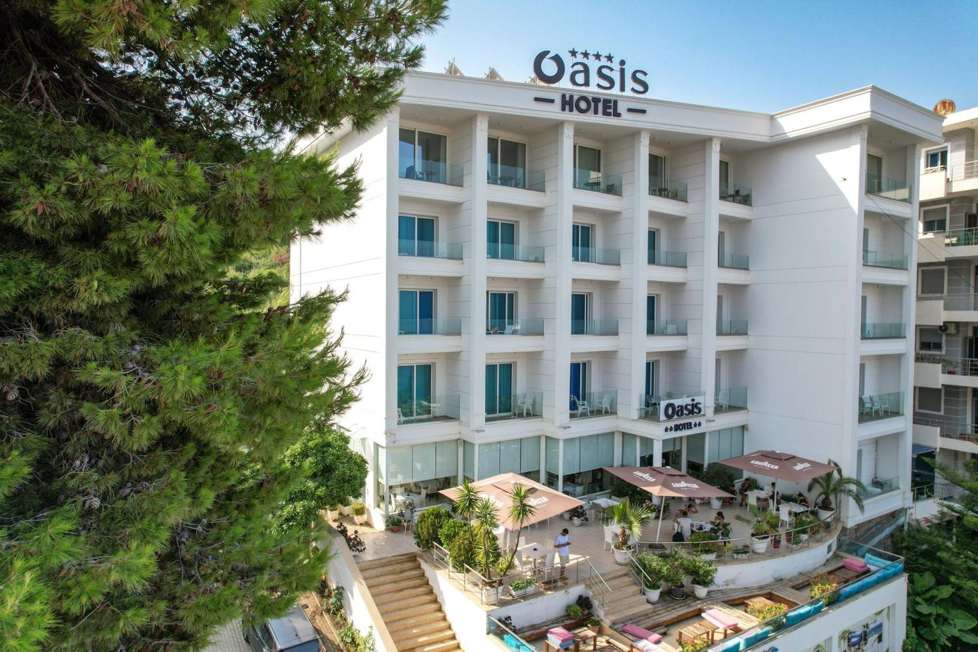 Hotel Oasis Sarandë 外观 照片